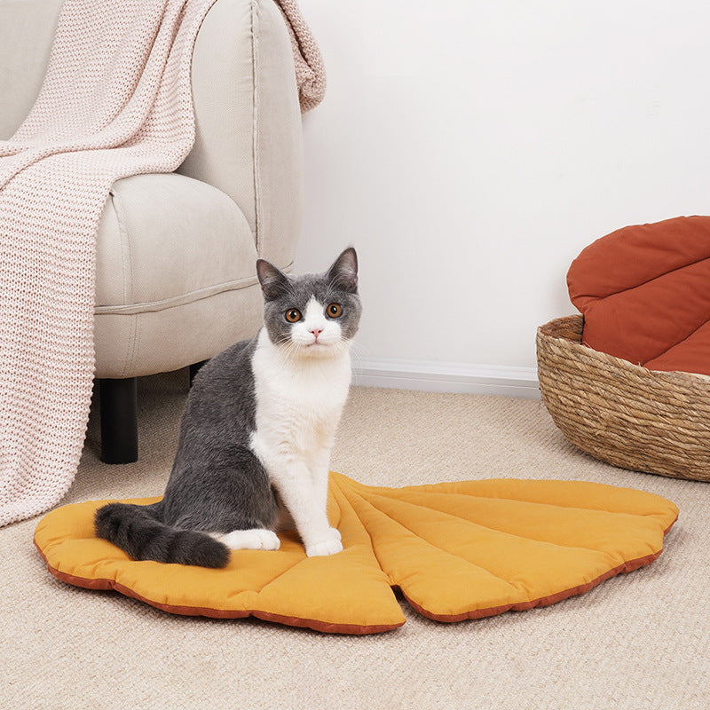 Leaf Shape Soft Pet Bed