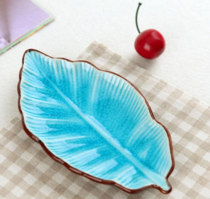 Creative Banana Leaf Shape Ceramic Plate